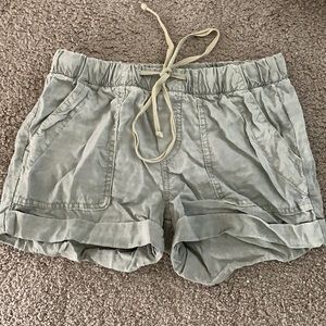 Cloth & Stone shorts